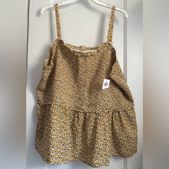 NWT Old Navy Smocked Tank Top adjustable straps smoke bodice Sz: 3X - Picture 1 of 7